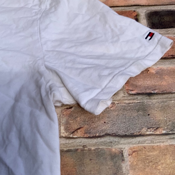 Tommy Hilfiger Mens  Collegiate crew classic FIT T-SHIRT W/ Red, White and Blue - Picture 3 of 7